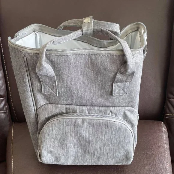 Diaper Bag + Free items (Value $25) - Picture 5 of 6